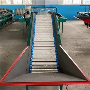 Машина для сортування гранатів